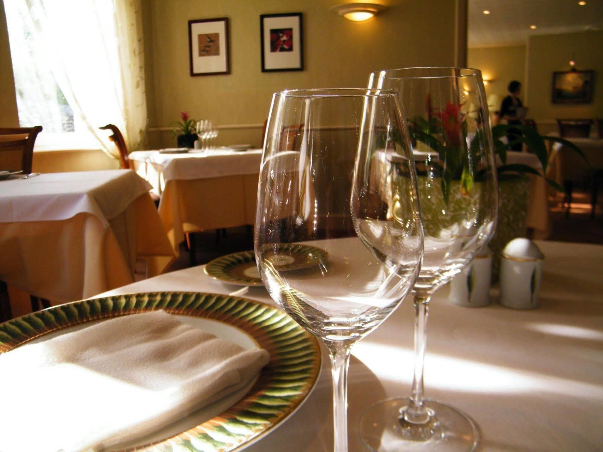 Auberge Saint Thegonnec Eksteriør bilde