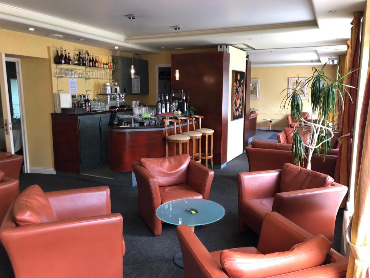 Auberge Saint Thegonnec Eksteriør bilde