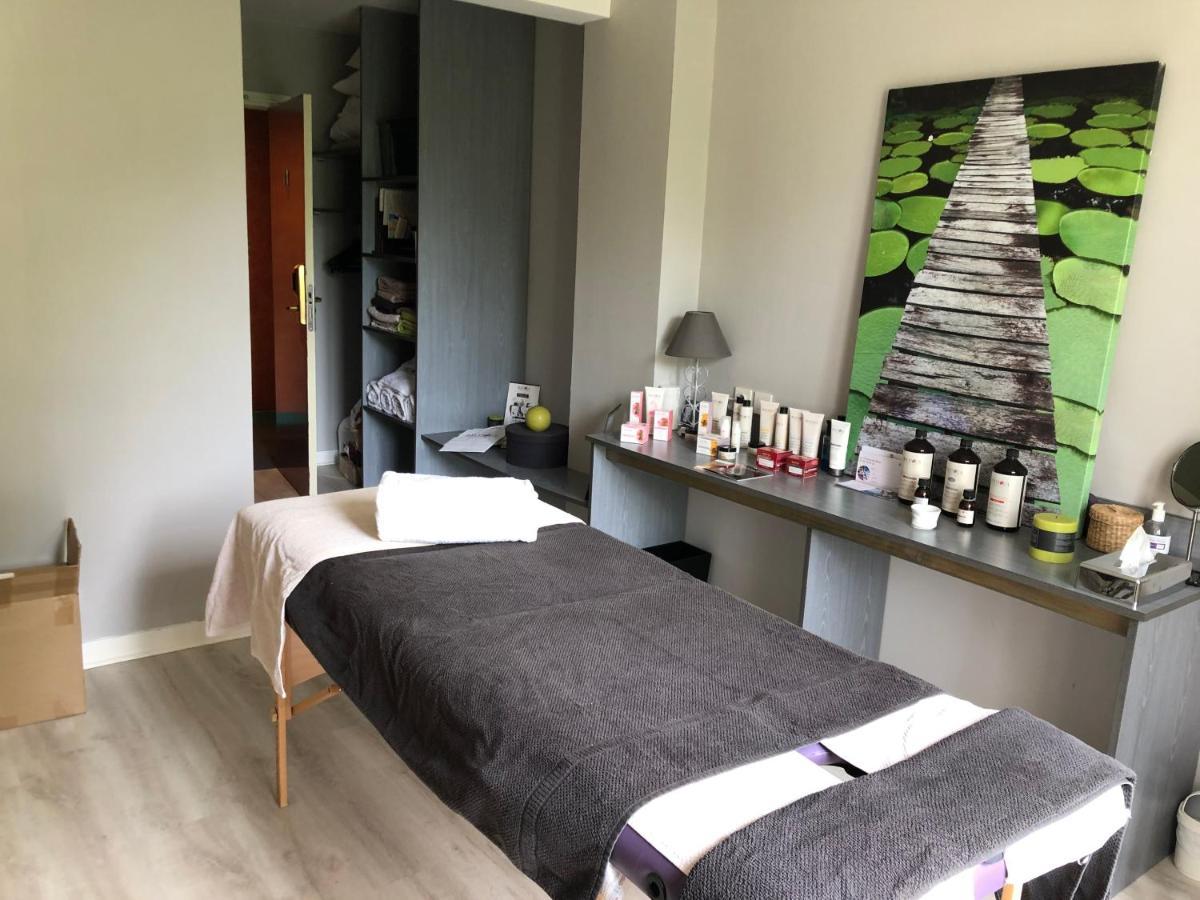 Auberge Saint Thegonnec Eksteriør bilde